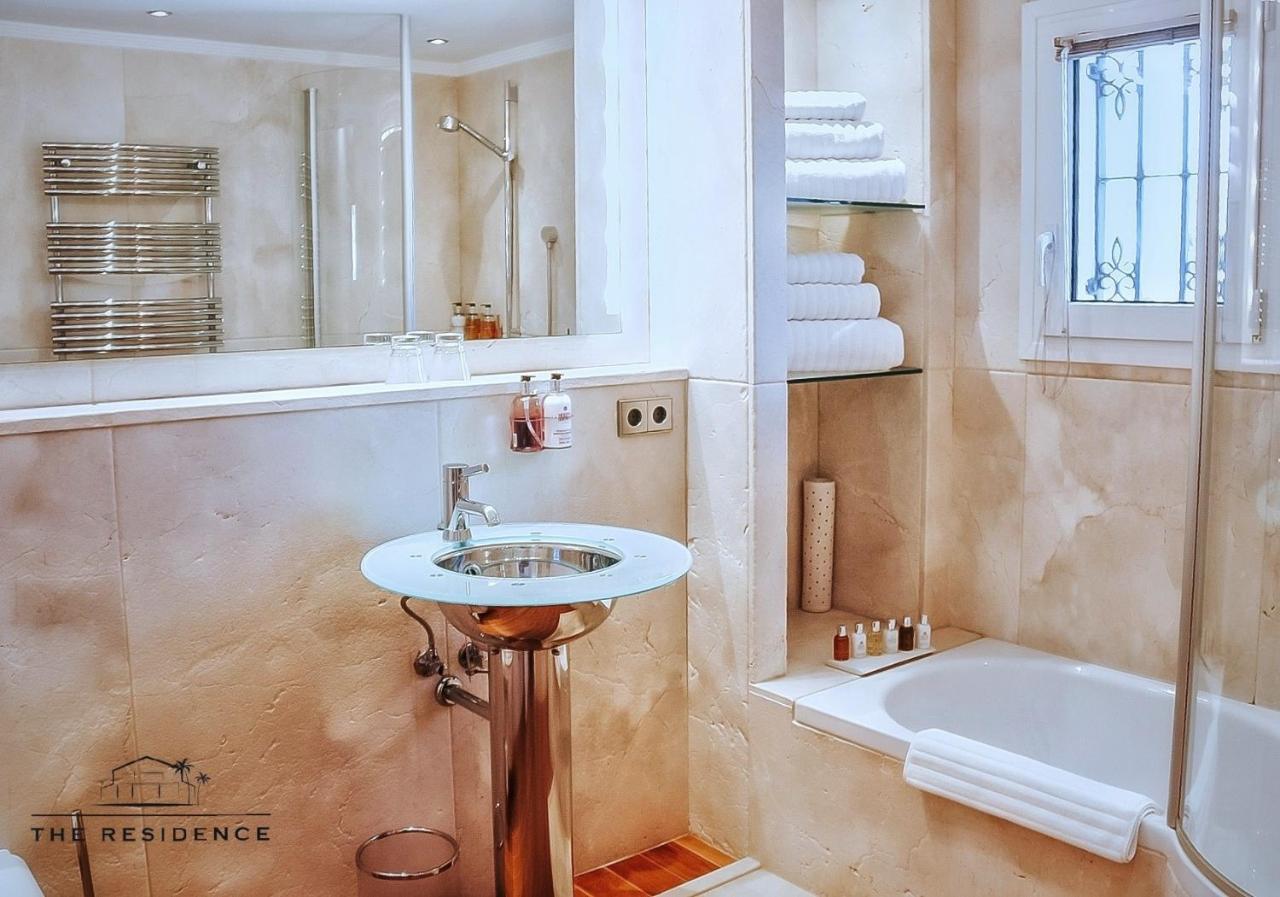 The Residence By The Beach House 마르베야 외부 사진